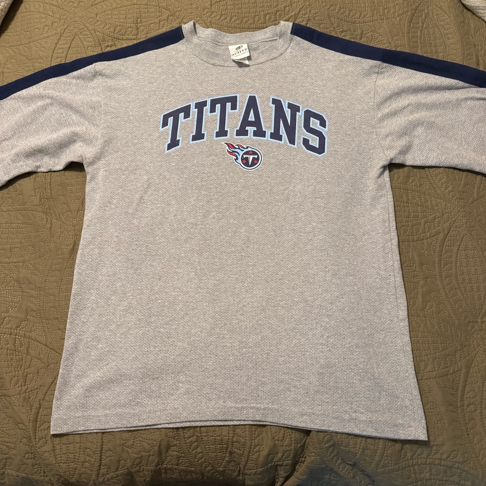 Active USA Light Gray Athletic Mesh Crewneck
